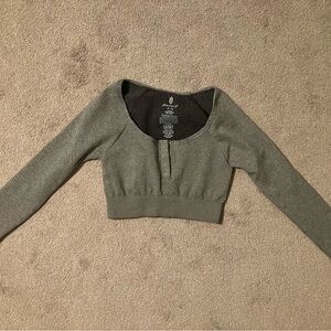 Free People Gray Long Sleeve Crop Top